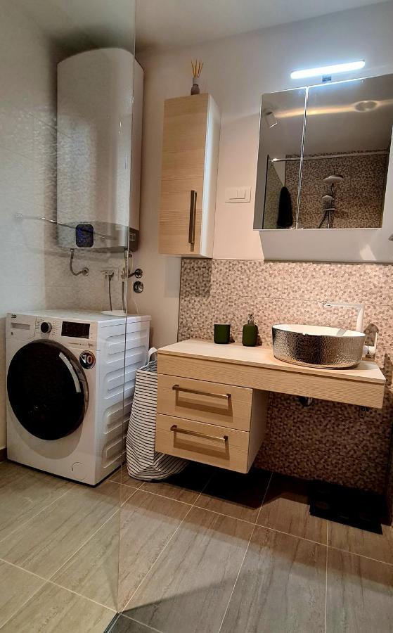 Apartman Kokola Mali Losinj Bagian luar foto